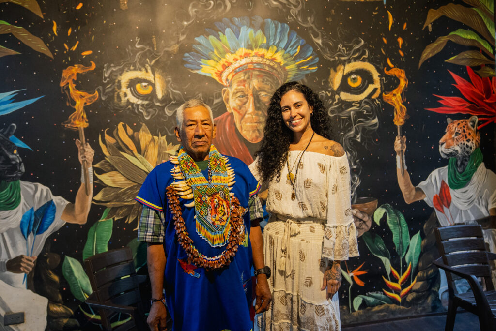 Taita (shaman) Atahuapa y Samanta, Putumayo, Colombia, 2025